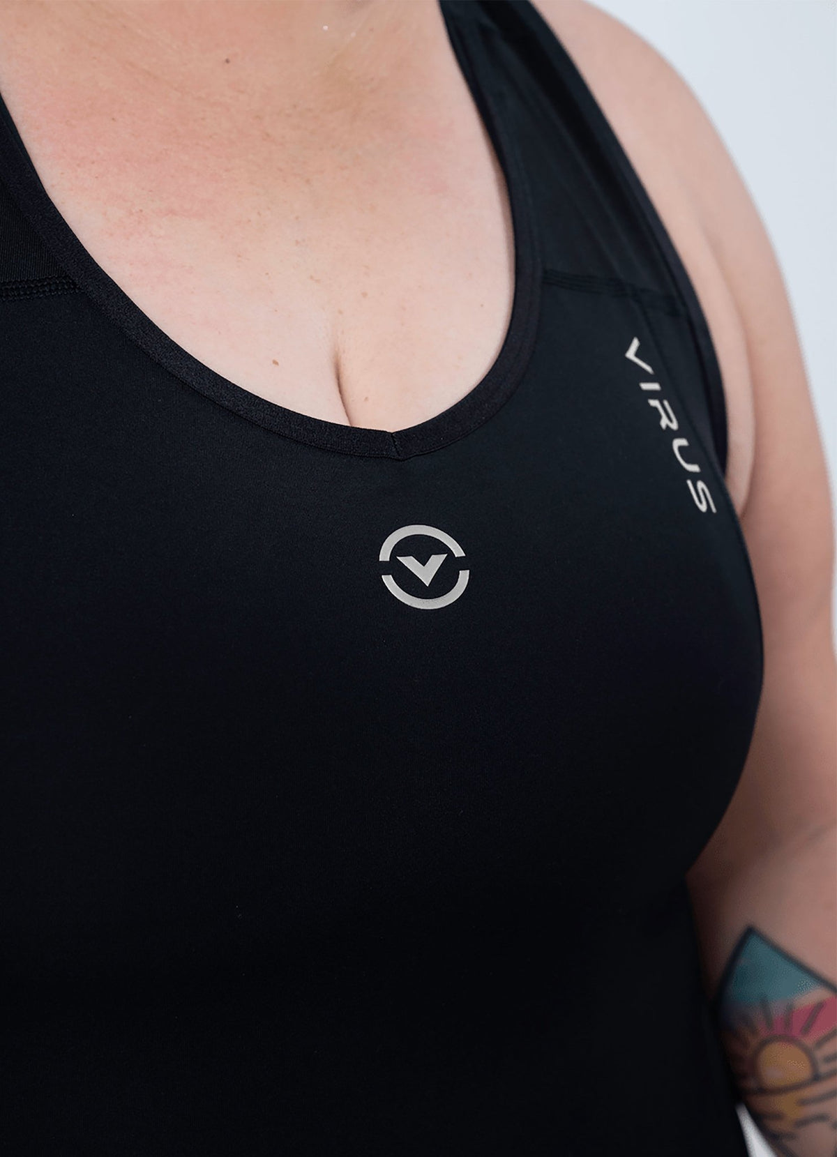 Ascend Singlet - VIRUS® Performance Apparel