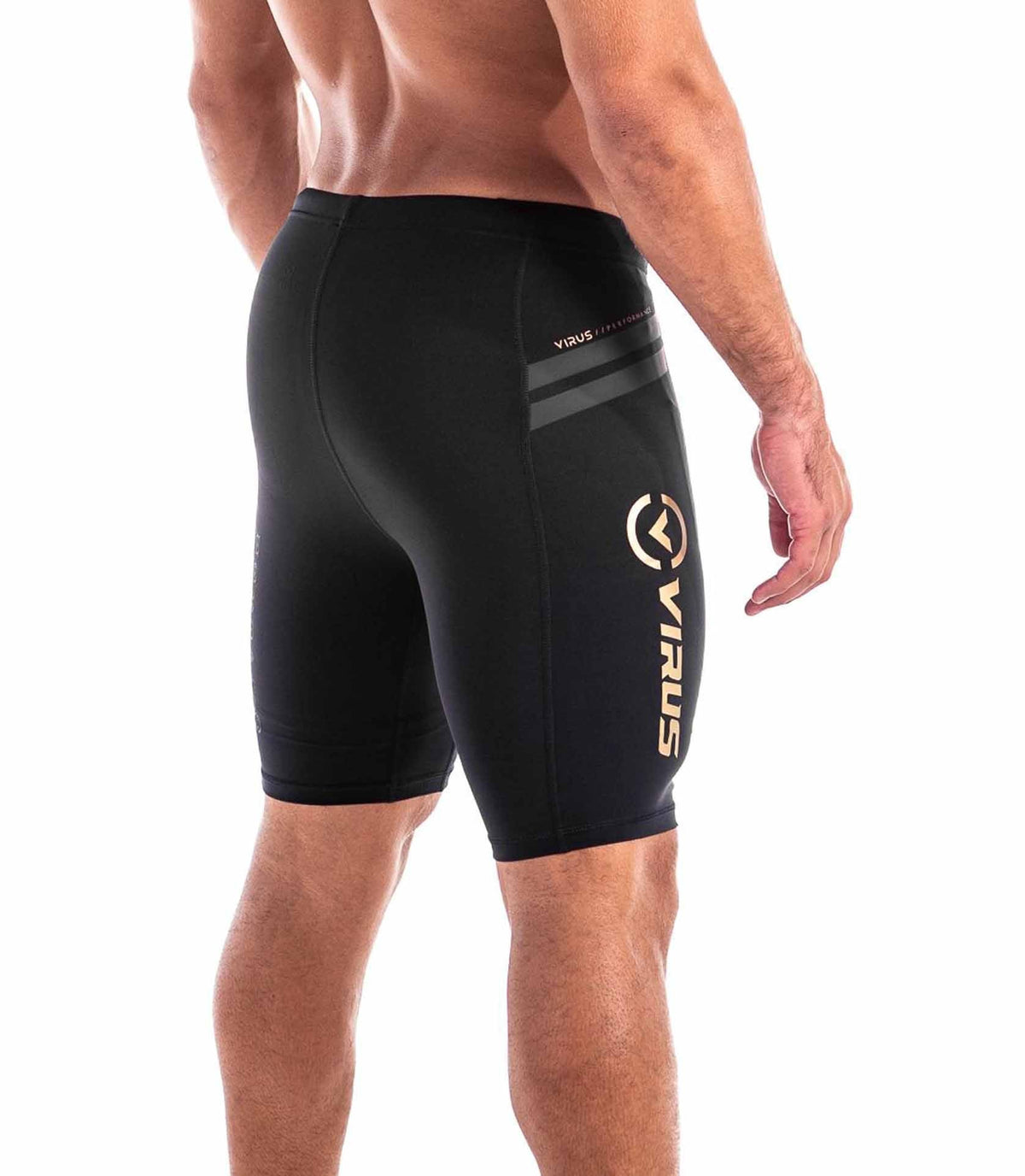 Men's Weightlifting Bundle | Bioceramic™ Compression and CoolJade™ Cooling From Warm-Up to PR. Slide 23 of 77

