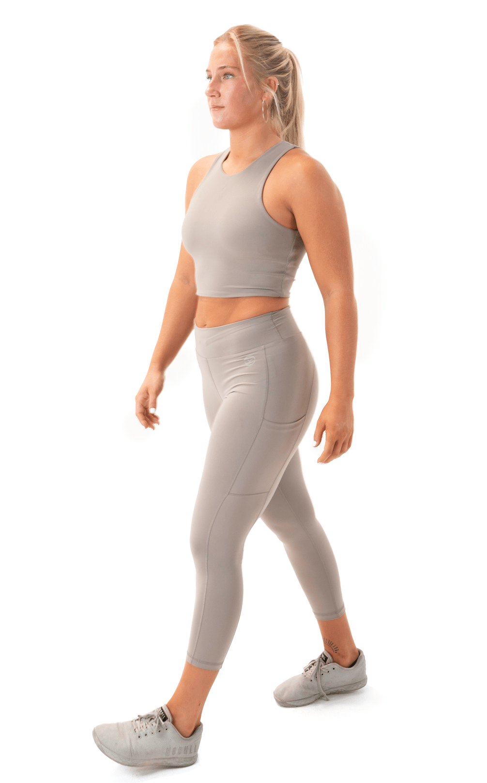 Everform Vivid Bra Tank - VIRUS® Performance Apparel