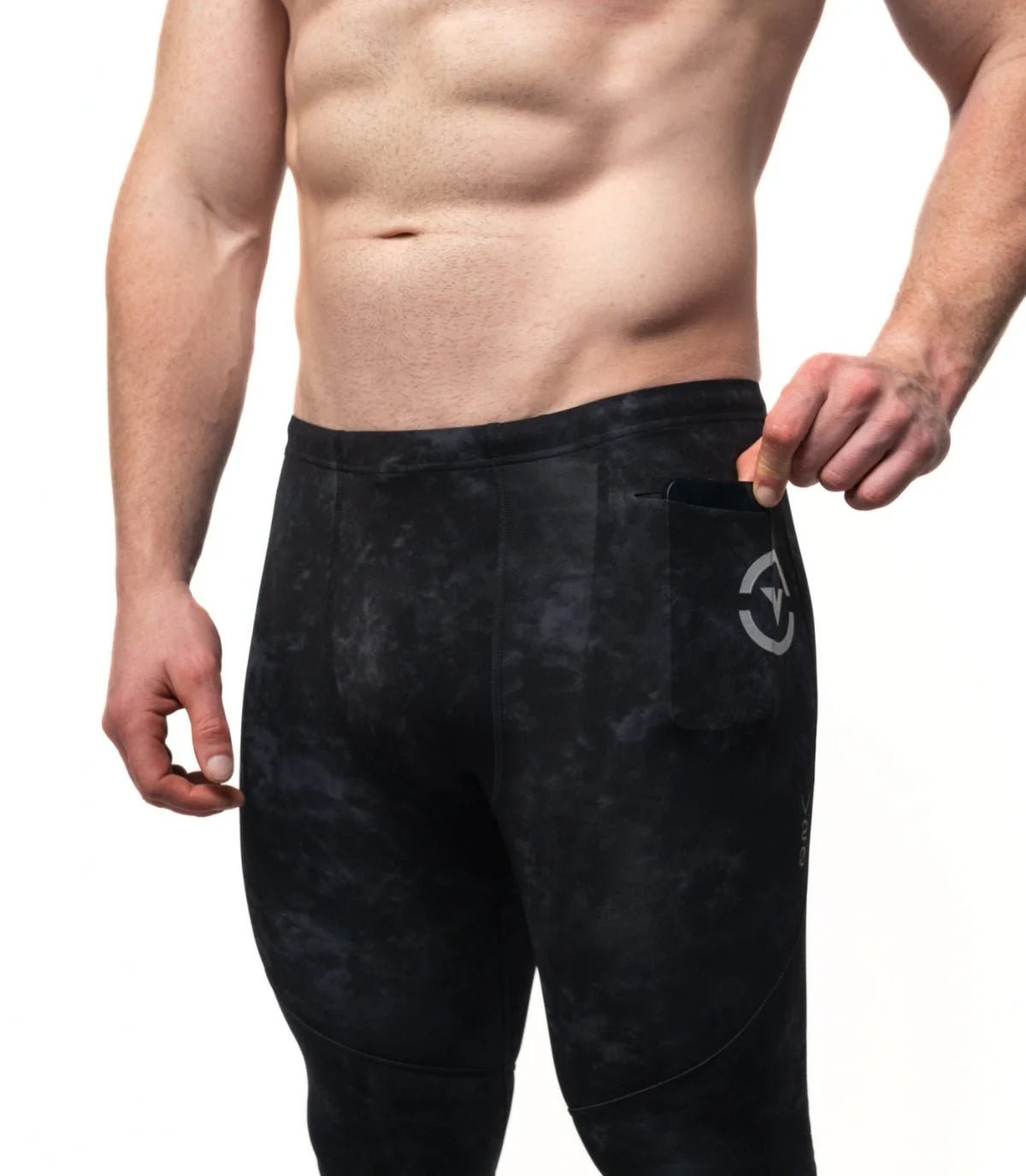 Men's CrossFit Bundle | Bioceramic™ Recovery and CoolJade™ Cooling From Warm - Up to Final WOD - VIRUS® Performance Apparel. Slide 8 of 30
