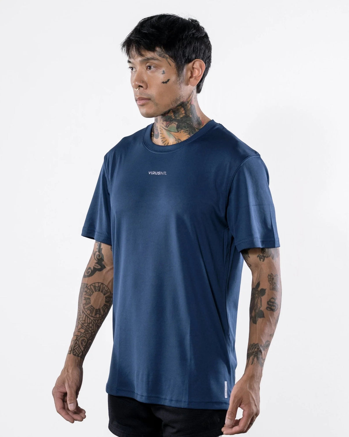 Men's Lifestyle Bundle | Bioceramic™ Recovery and CoolJade™ Cooling From Daily Wear to Active Recovery - VIRUS® Performance Apparel. Slide 47 of 58

