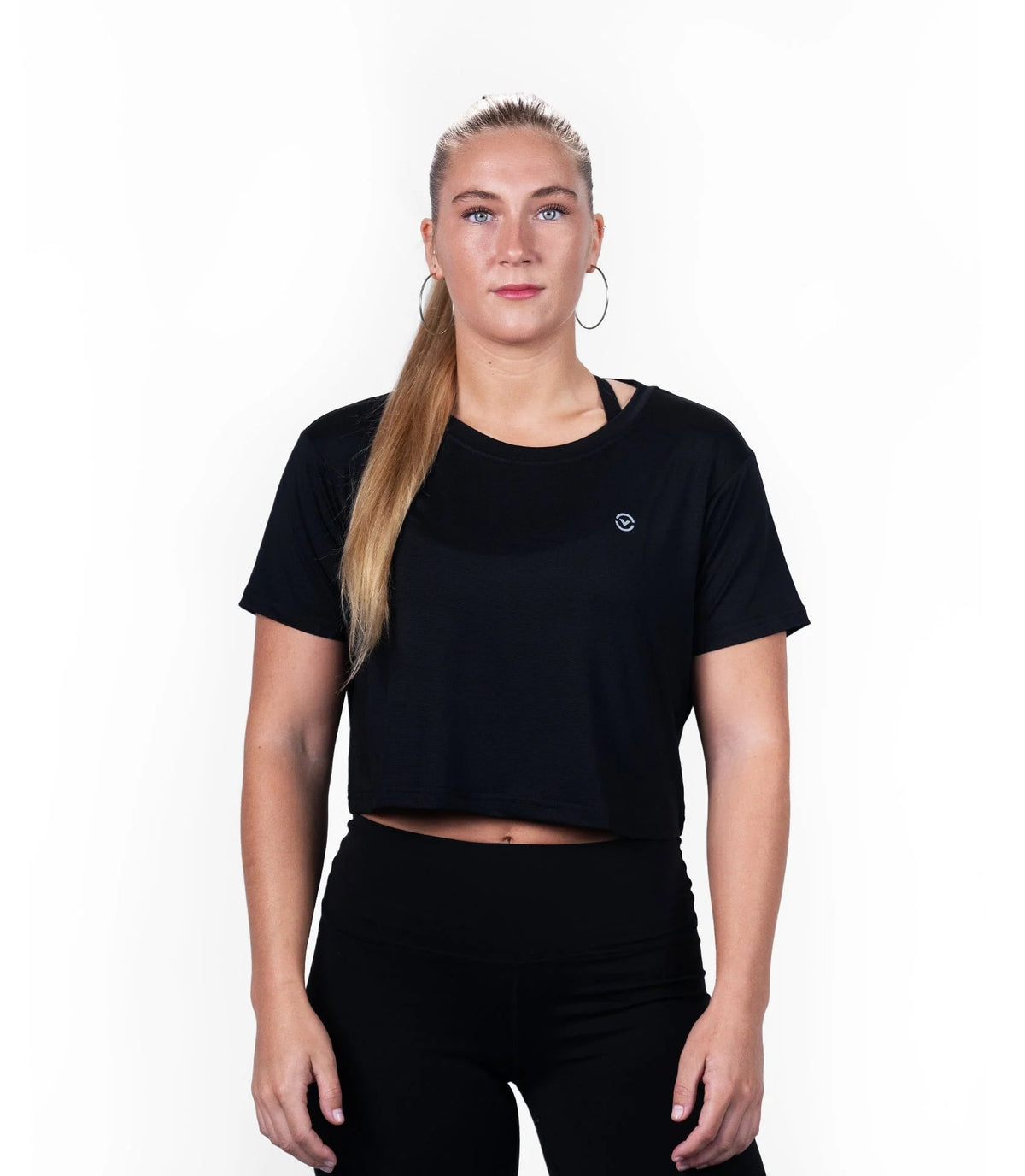 Women's CrossFit Bundle | Bioceramic™ Recovery and EcoNuve™ Sustainable Performance From Warm - Up to Final WOD - VIRUS® Performance Apparel. Slide 19 of 25
