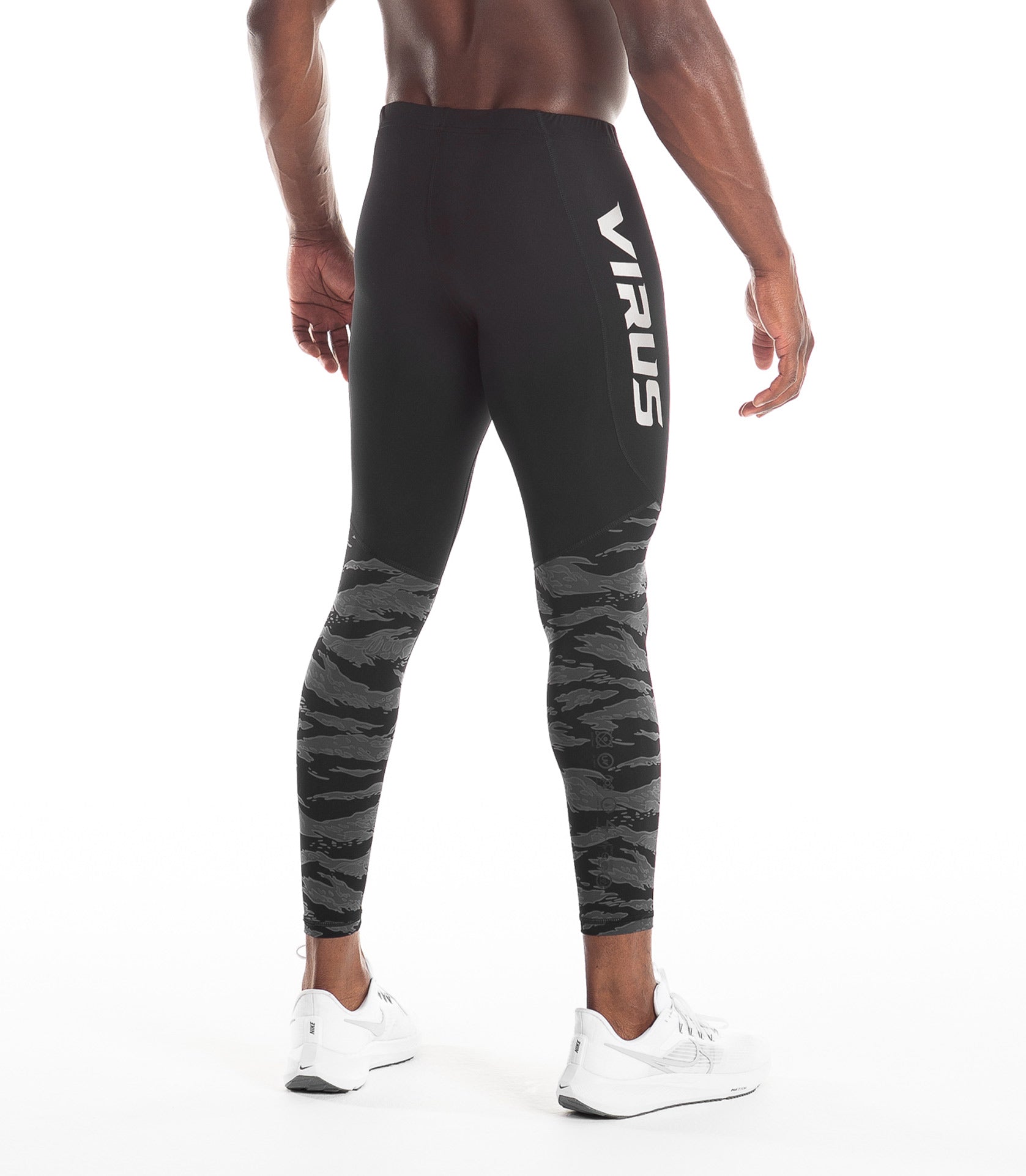 AU8 Tech Pants