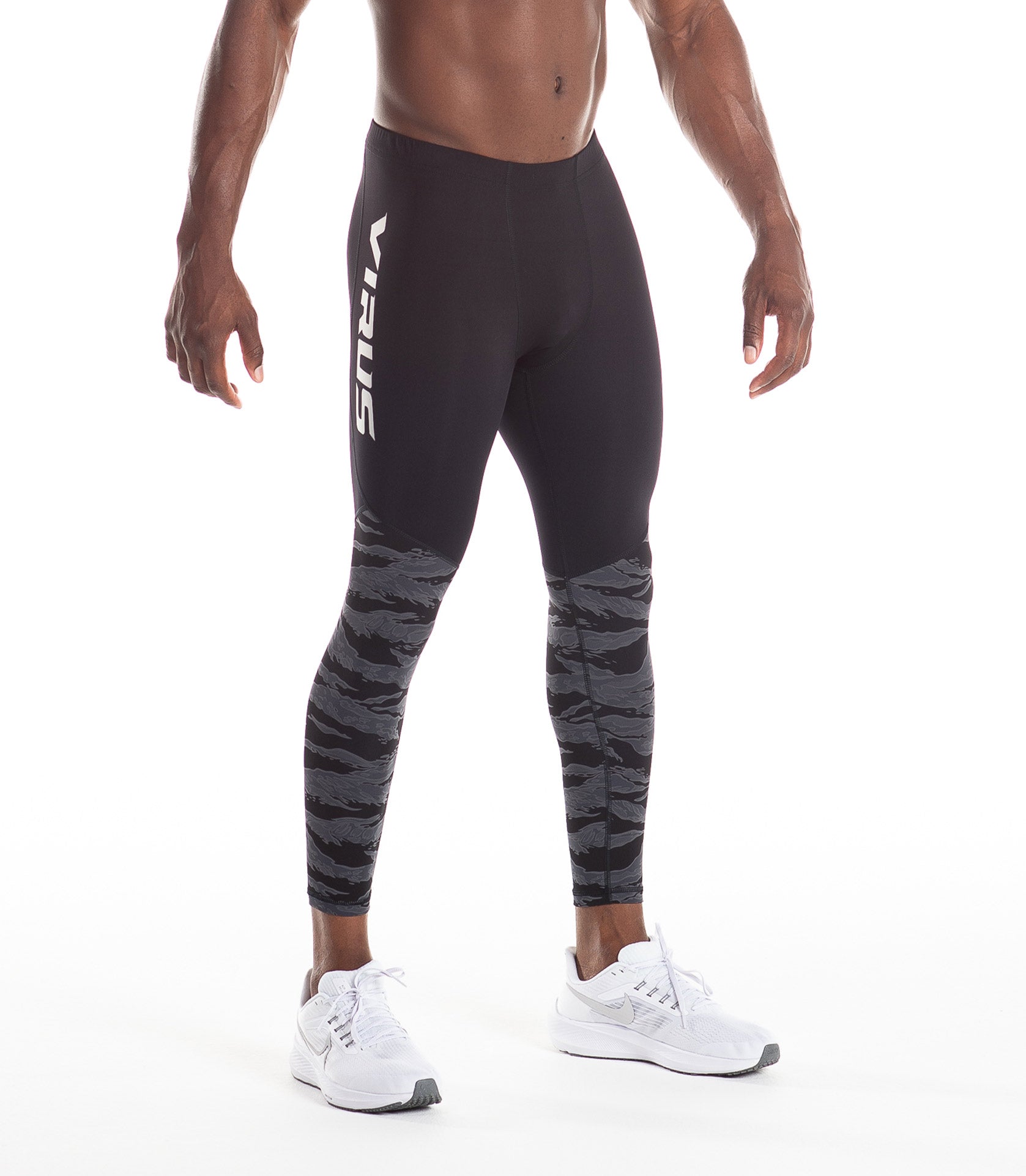 AU8 Tech Pants