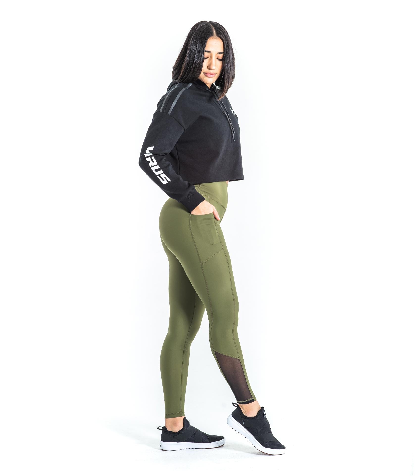 var-31656231338074,var-31656231370842,var-31656231403610,var-31656231436378,var-31656231469146