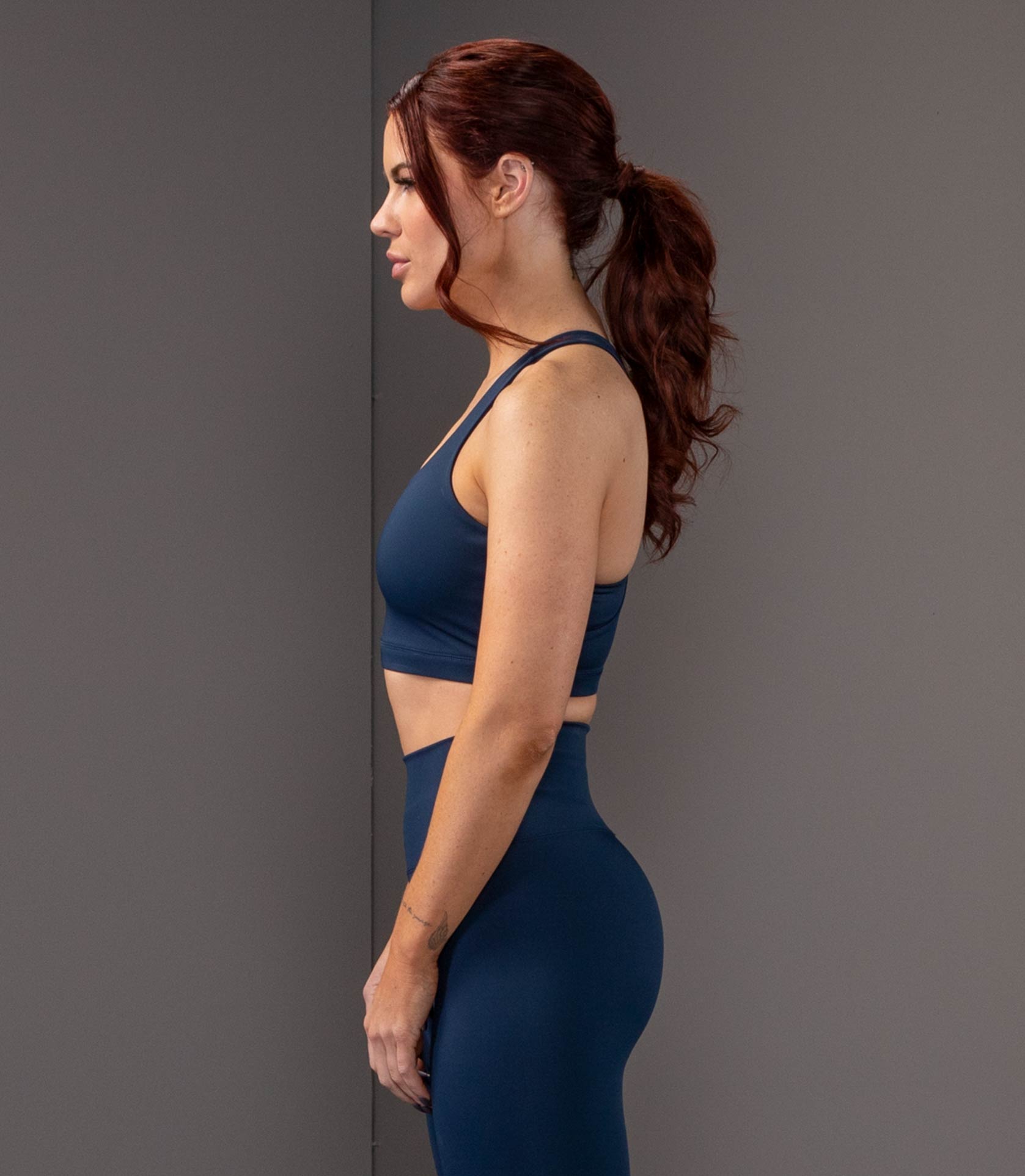 #color_navy