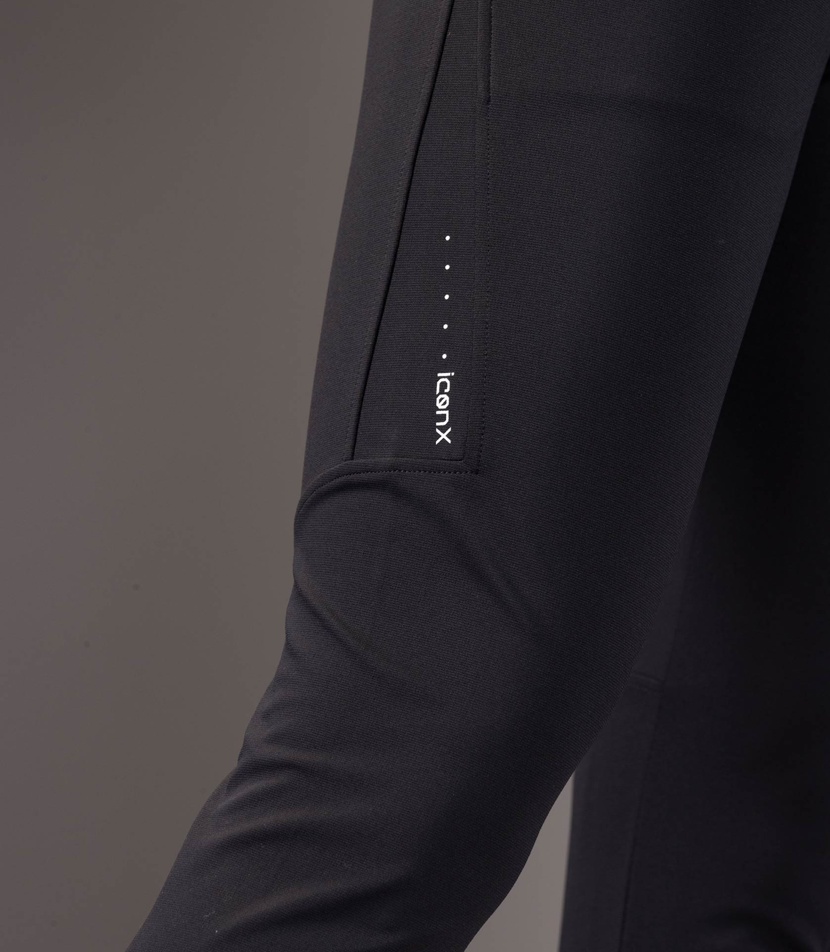 #color_Black/Silver