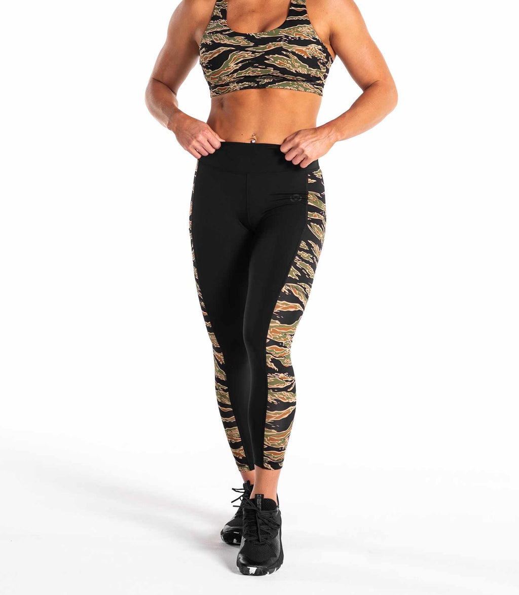 Agile ⅞ Tech Pants - VIRUS® Performance Apparel