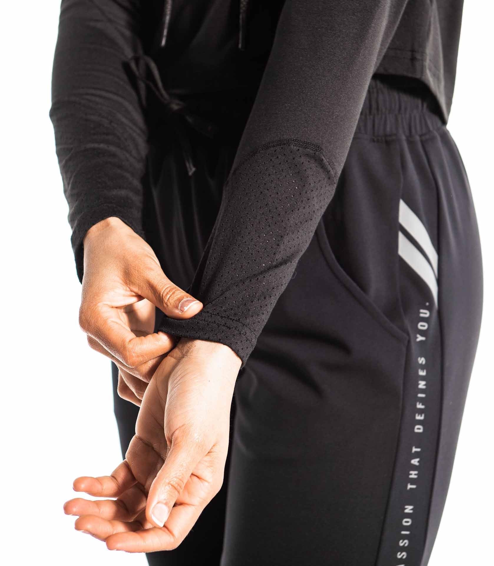 Everland Crop Hoodie - VIRUS® Performance Apparel